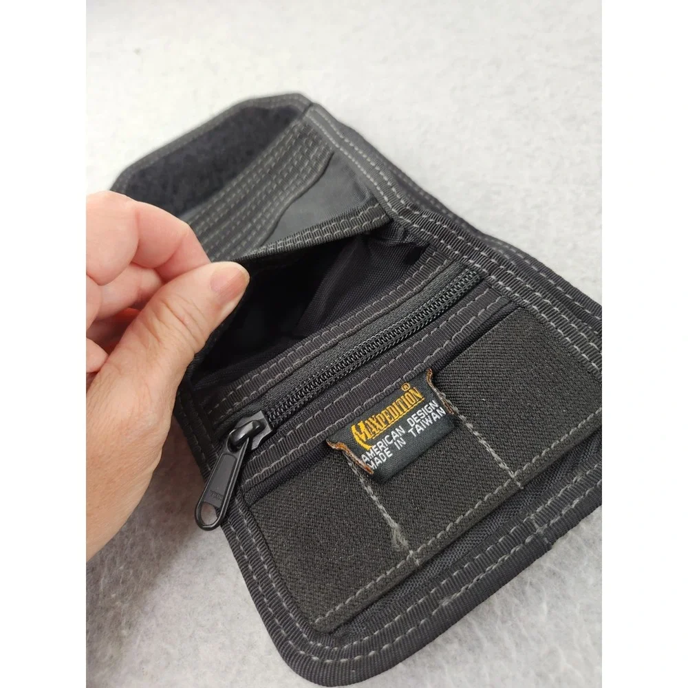 Maxpedition C.M.C. Wallet 0253B Black Hook Loop Tough Nylon Dollar Bills Holder